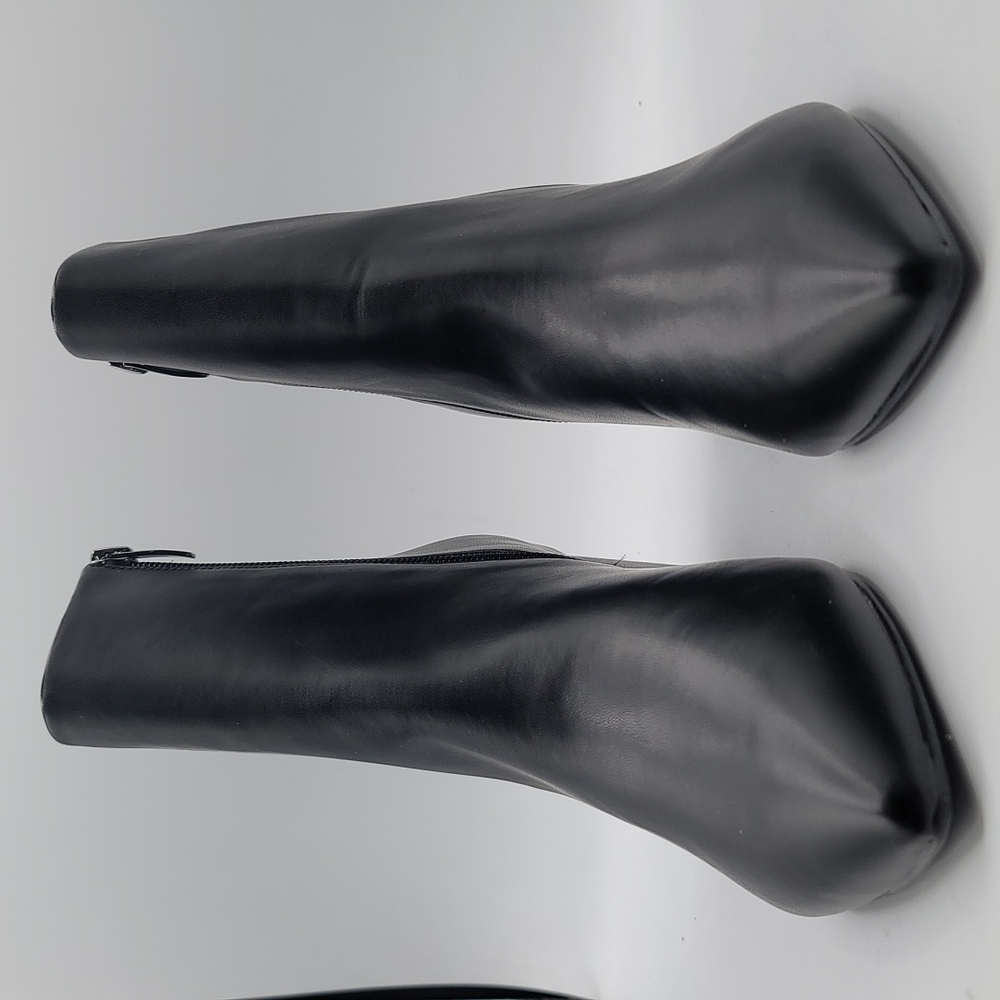 Cacey9×9 Booties